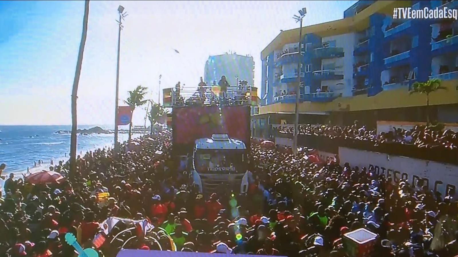 Flat O Point Do Carnaval Do Farol Da Barra Lägenhet Salvador Exteriör bild